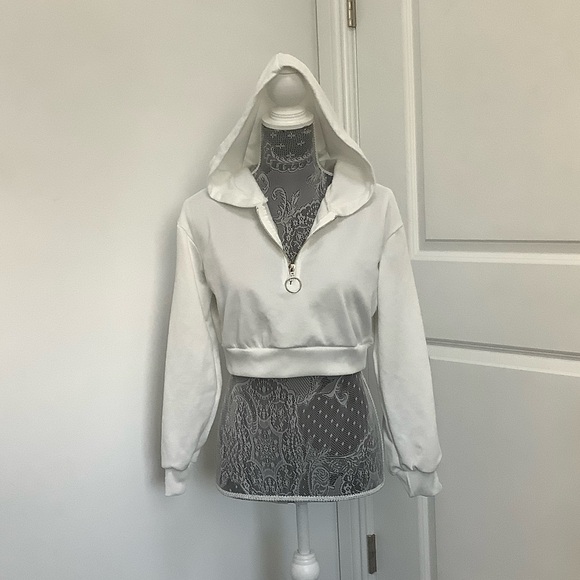 White Hooded Women's Top, Size S - Picture 6 of 7